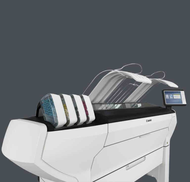 Close-up van de bovenkant van de Canon ColorWAVE T-serie grootformaatprinter met het ClearConnect multi-touch bedieningspaneel.